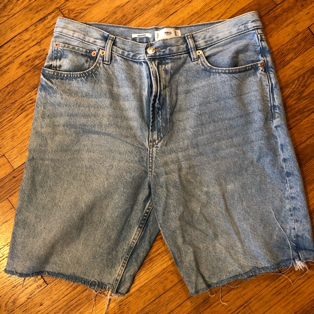 Mango Ariadna denim shirt. Size 12